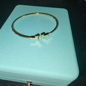 Tiffany T Wire narrow bangle